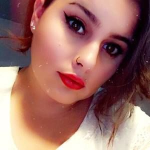 Meet your Posher, Gabriela